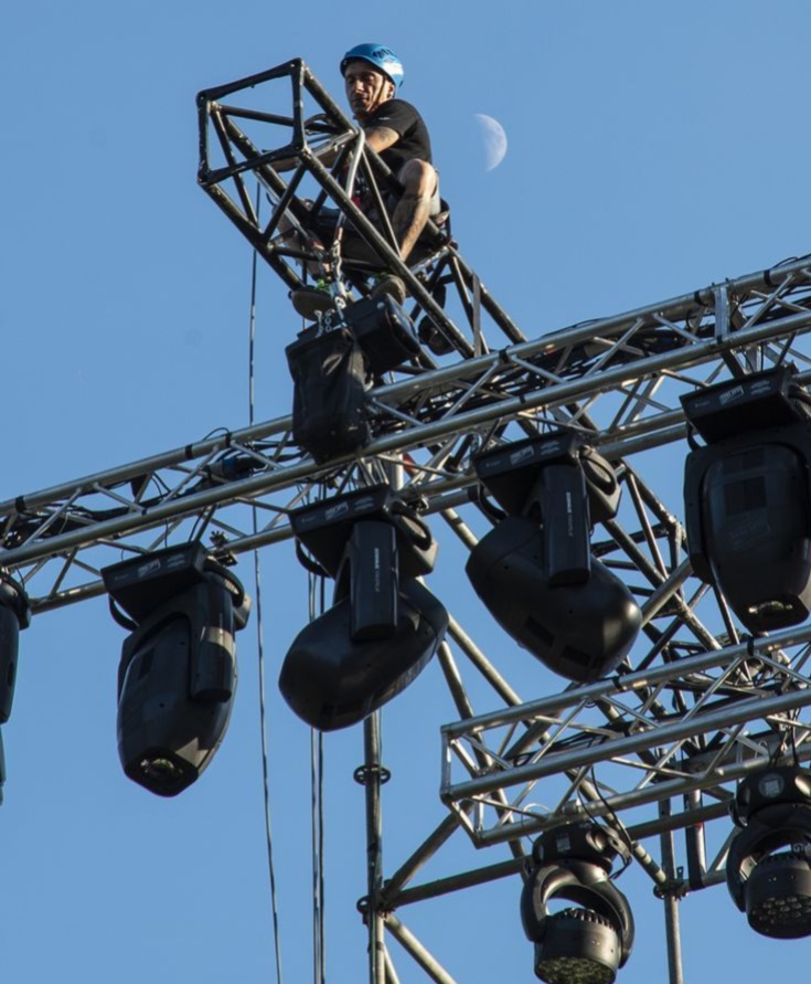 Produzione orchestrale curata nei dettagli
